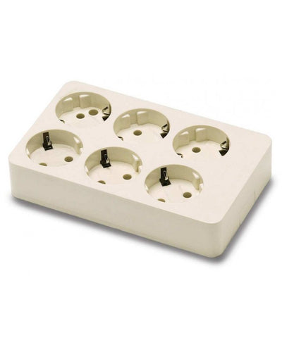 Pikendusjuhtme pistikupesa pp 5x valge kandiline