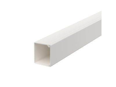 Karbik WDK 30x30 mm 2 m valge