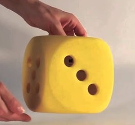 Seinavalgusti E27 60W täring kollane