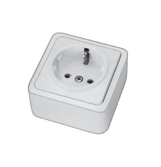 Pistikupesa maandusega pinnapealne, valge