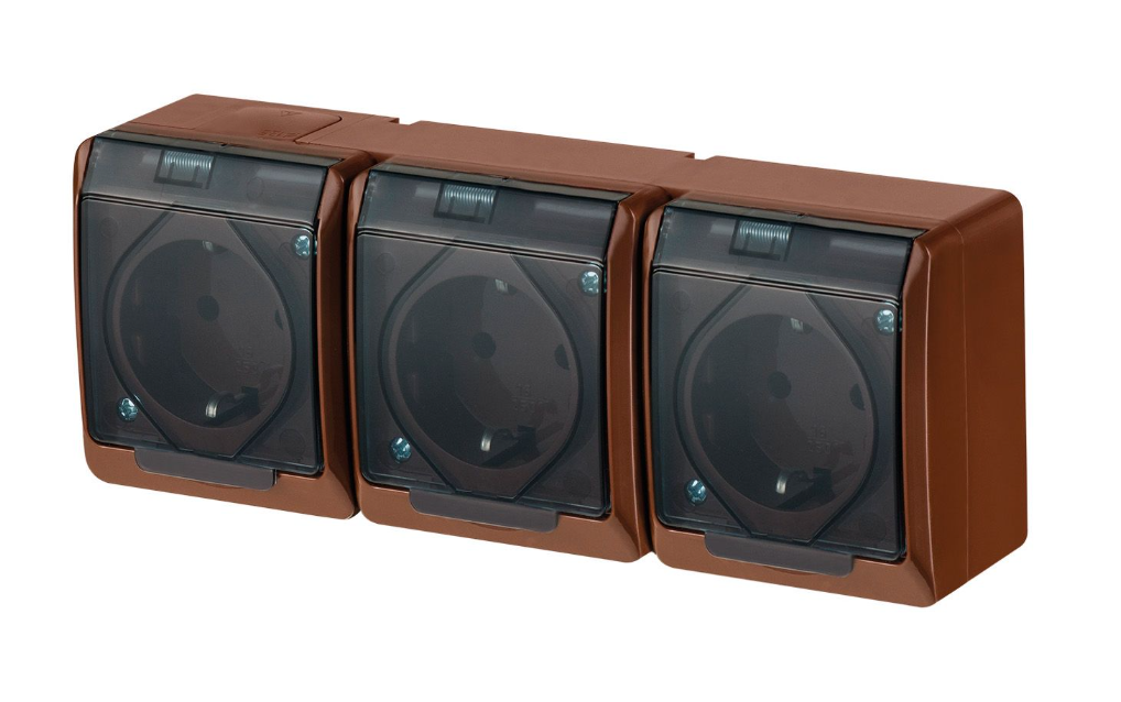 Pistikupesa 3-ne pinnapealne pruun läbipaistva kaanega IP44