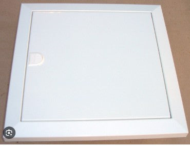 Uks 24md kilbile Valge metall VOLTA