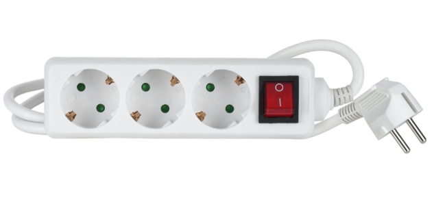 Pikendusjuhe 2m 3 pesa+lüliti IP20 valge