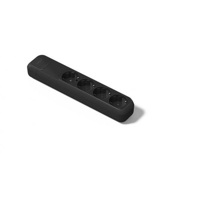 Pikendusjuhtme pistikupesa pp 4x must