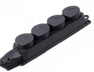 Jätkupesa 4-ne maandusega 16A must IP44