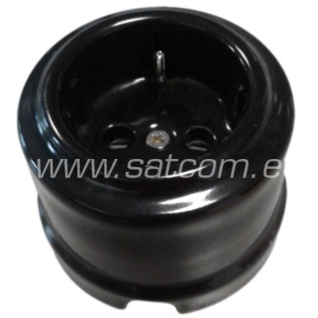 Pistikupesa maandusega, pinnapealne, must ümmargune, keraamiline