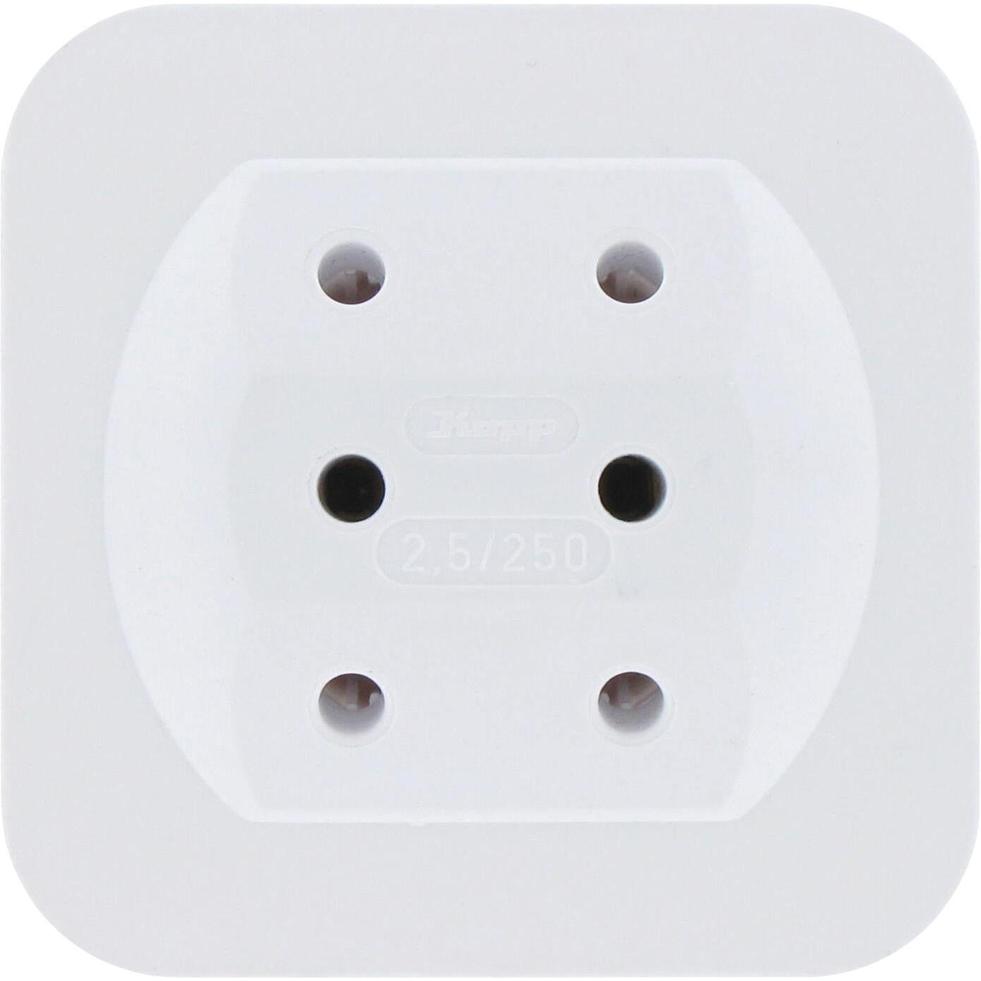 Adapter 3x2,5A EURO valge