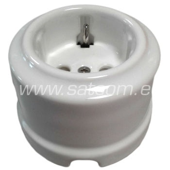 Europesa pinnapealne valge ümmargune