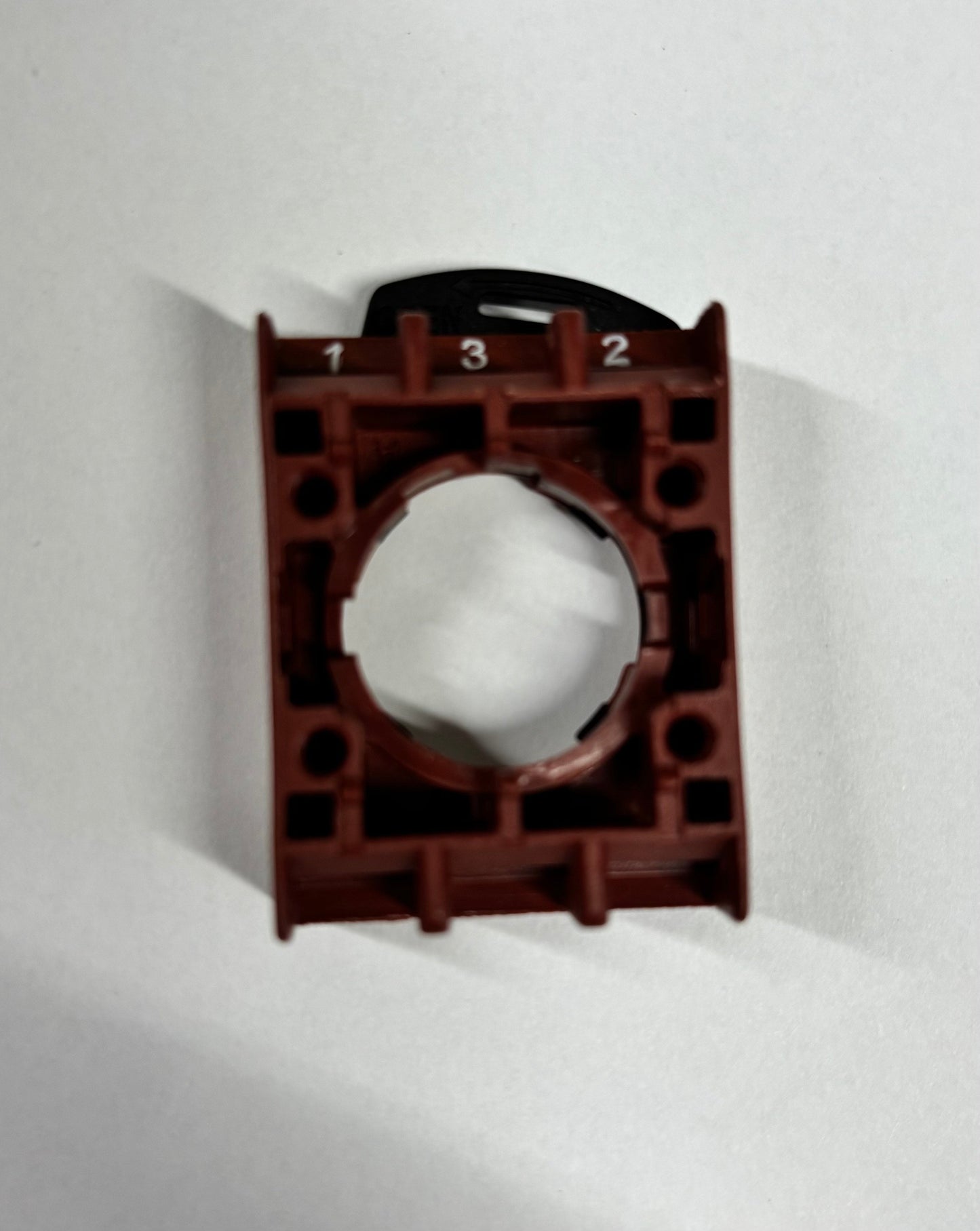 Vaheplaat surunupule pruun